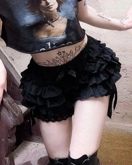 Kurze Bella mit Spitze