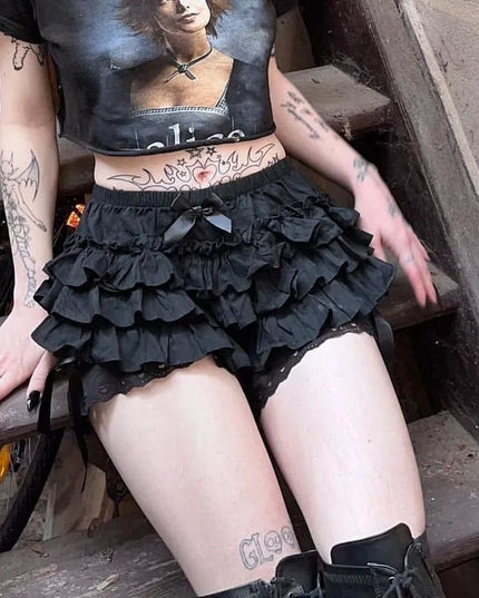 Kurze Bella mit Spitze