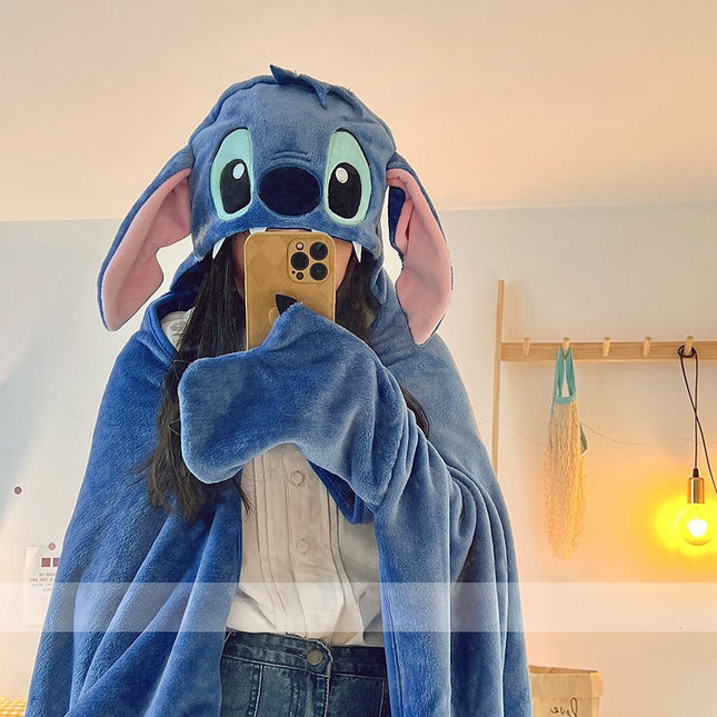 Pijama Lilo & Stitch  Ccon Capucha y Guantes de Peluche